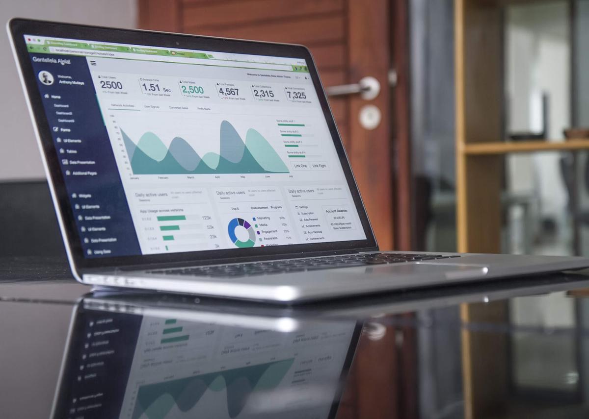 AnalytiQ